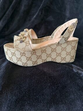 Gucci Beige GG Canvas Platform Slingback Sandals with Gold Hardware